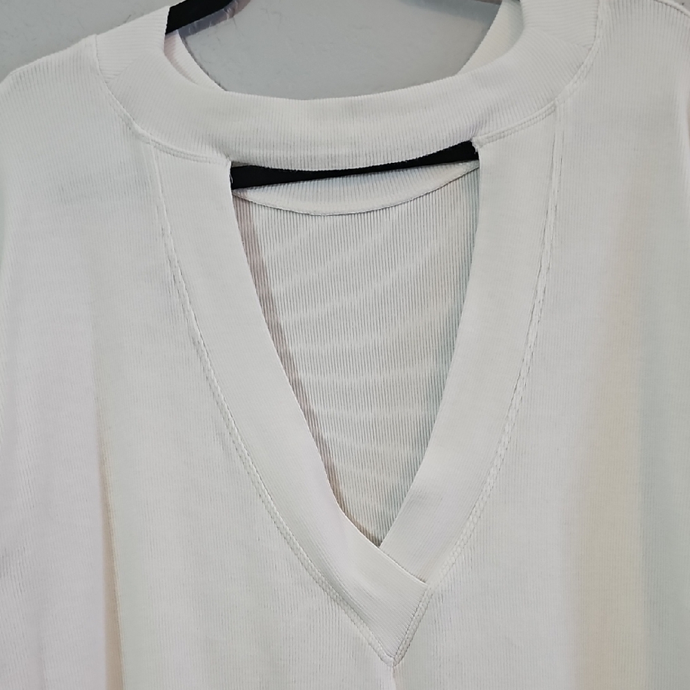 Athleta Soft White Sweater Back V-neck Womens Large - Picture 7 of 9